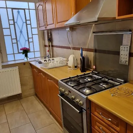 Apex * Budapest